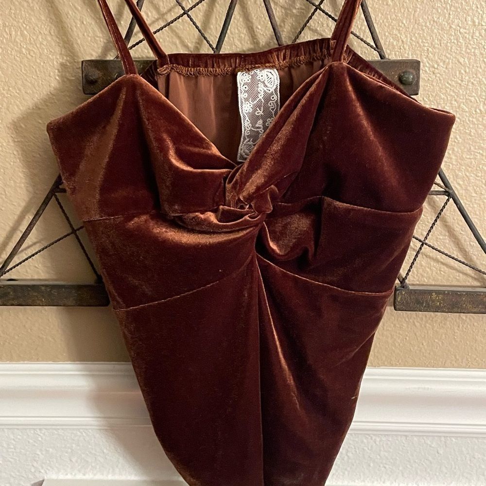 Sadie and Sage Brown Velour Women’s Tank Top M/L